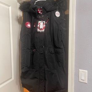 Black Canada Weather Gear winter jacket NWT